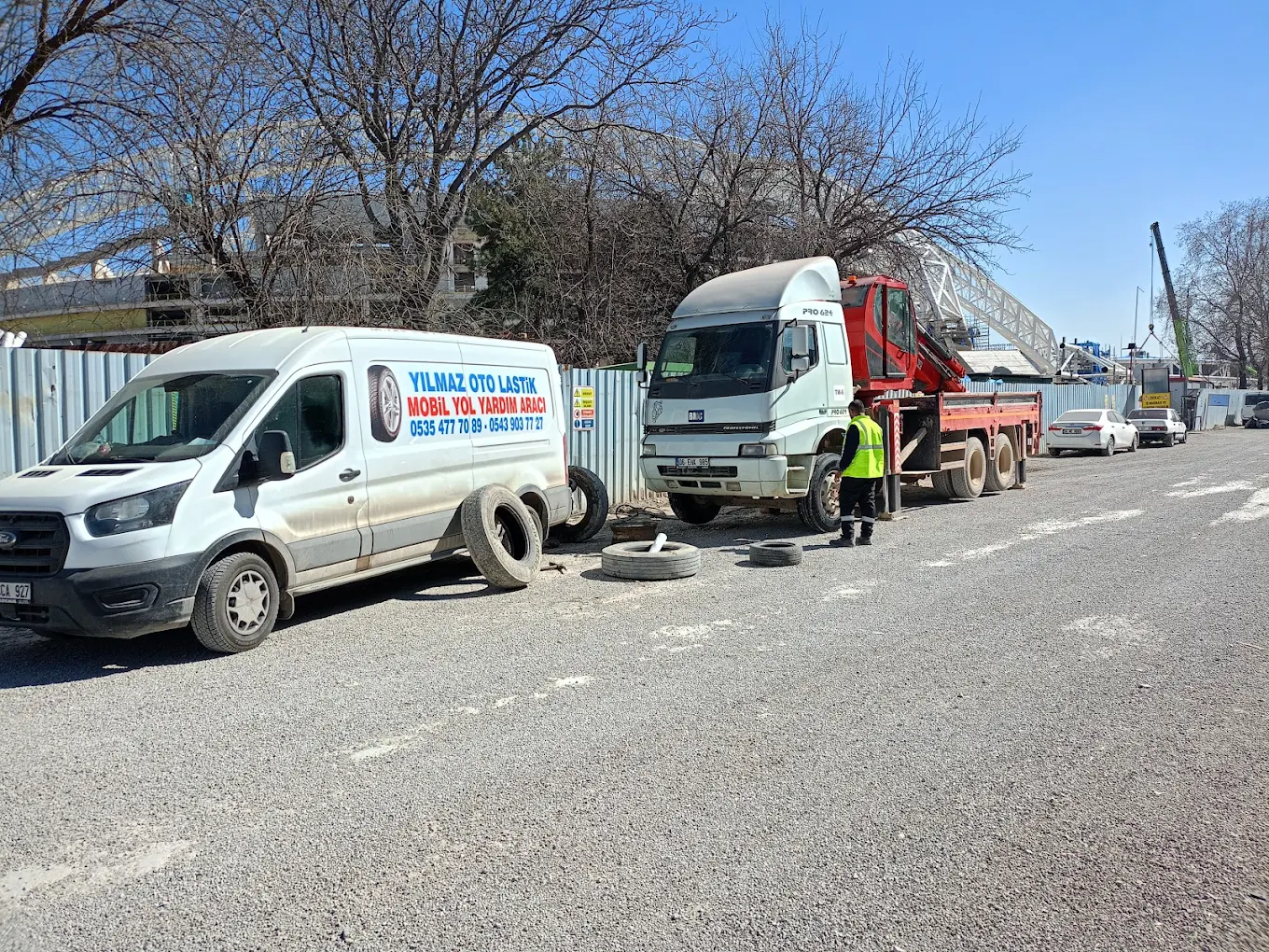 7/24 Yılmaz Oto Lastik Mobil Yardım